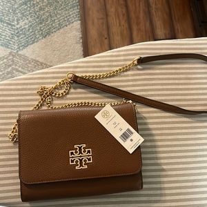 Tory Burch Britten chain wallet